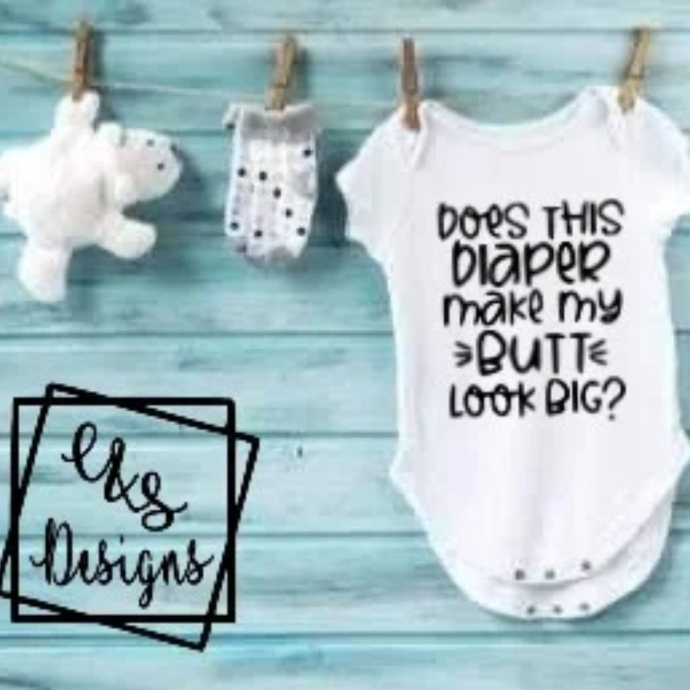 Does this diaper make my butt look big White Onesie
